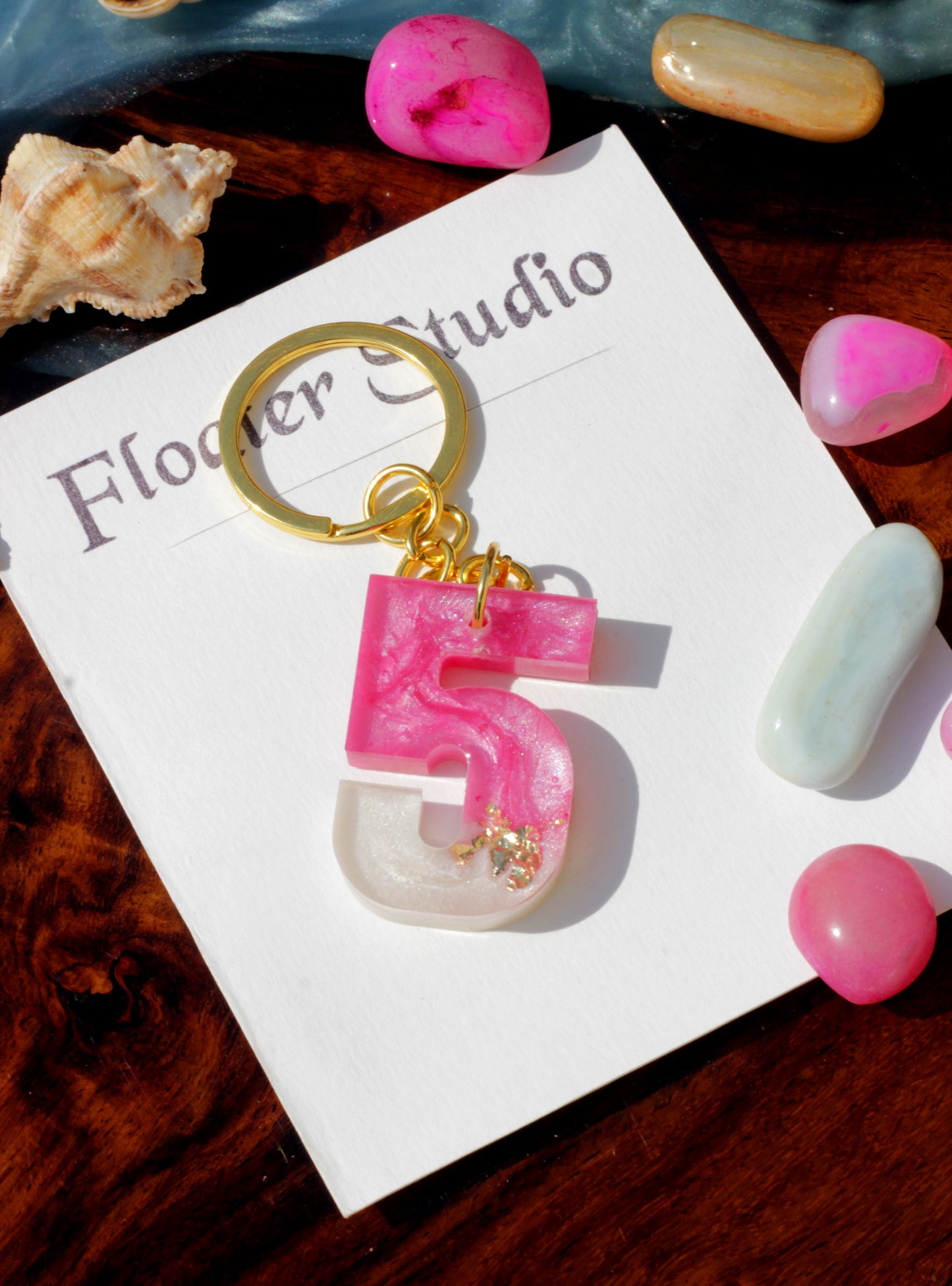 Number Keychan, Resin Numerical Keychain, Pink Number Keychain, Best for gift, 0 to 9 Number Available